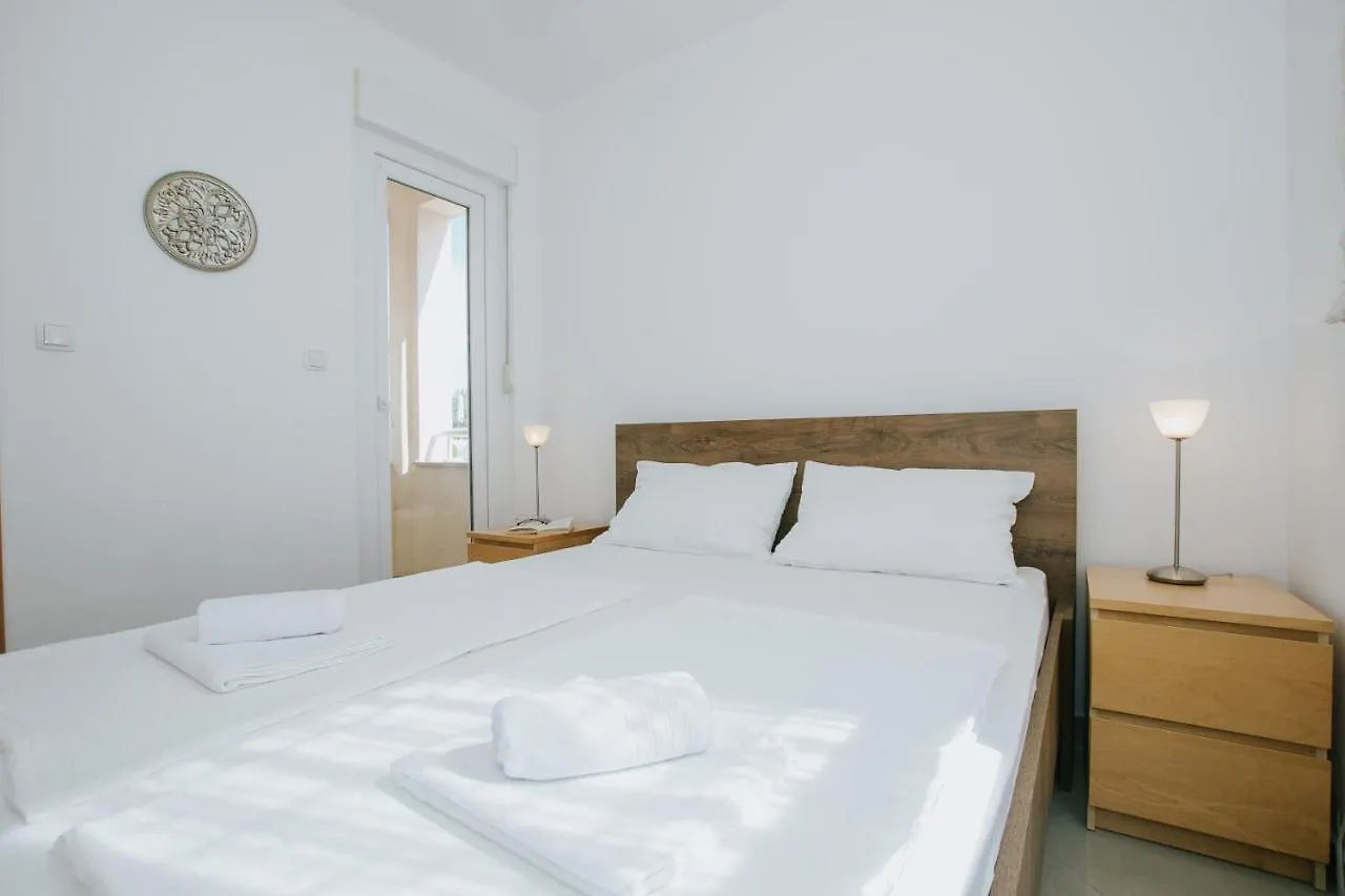 Apartman Sunny Trogir 0*,  Croacia
