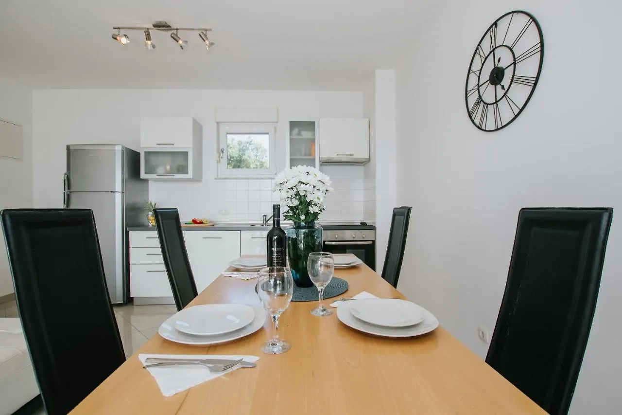 Apartamento Apartman Sunny Trogir Croacia